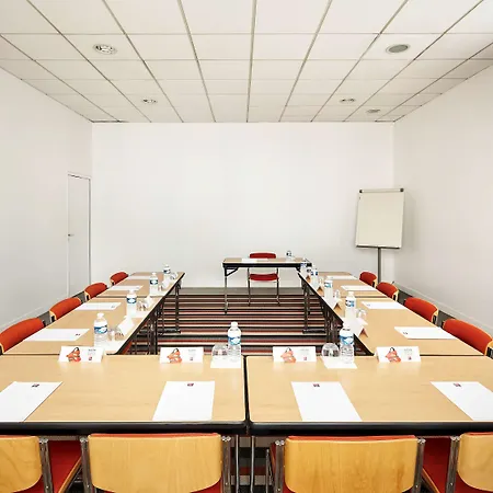 Ibis Marne La Vallee 3* Champs-Sur-Marne
